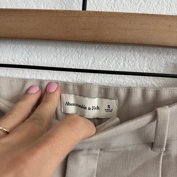 Abercrombie & Fitch Ultra High-Rise Pleated Tailored Shorts Taupe Tan Small - Picture 7 of 7